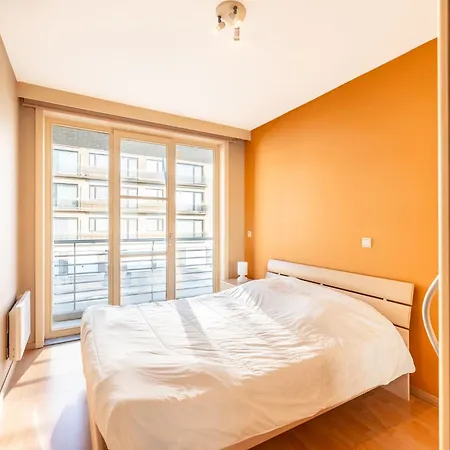 In St-idesbald Near The Sea, Cleaning Included Apartamento Koksijde